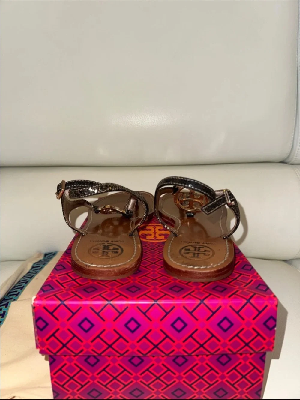 TORY BURCH BROWN LEATHER SANDALS WITH GOLD MEDAL MEDALLIONS